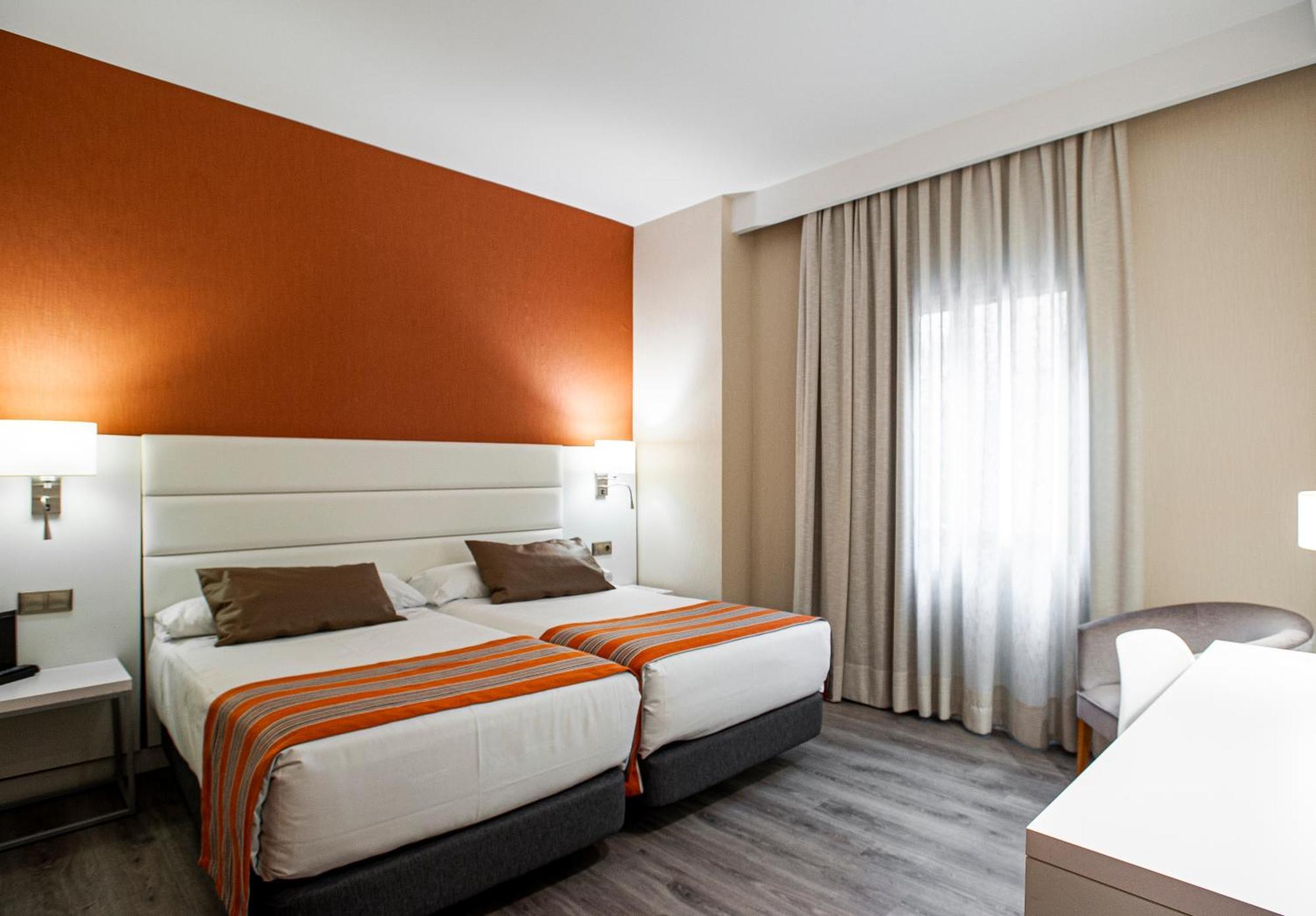 Catalonia Conde De Floridablanca Hotel Murcia Szoba fotó